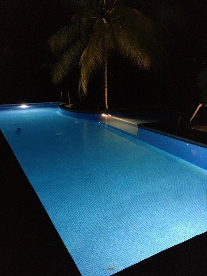 Sand Dollar Beach Bed & Breakfast Bocas Town Exterior photo
