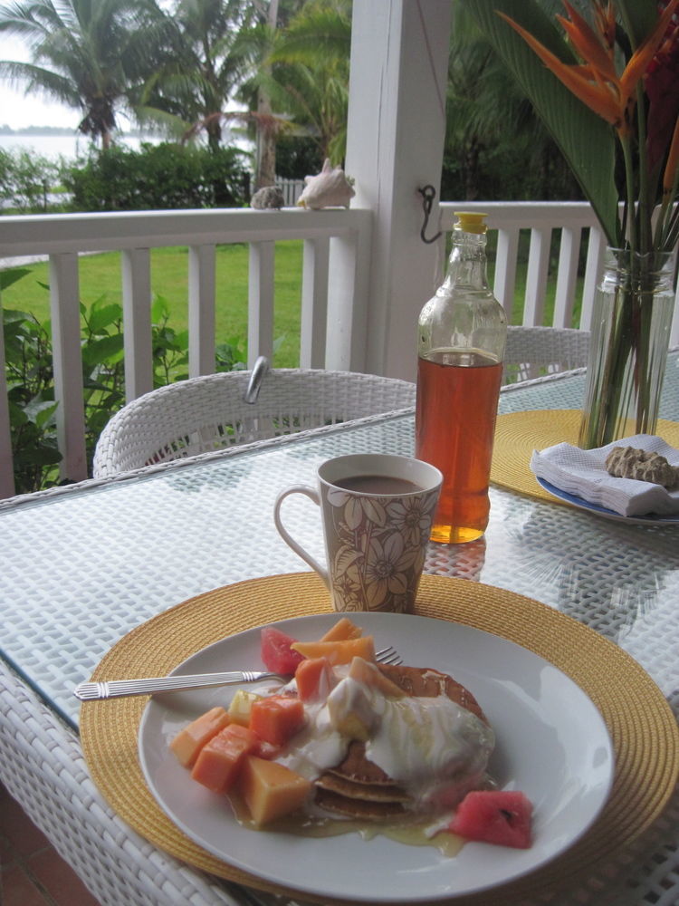 Sand Dollar Beach Bed & Breakfast Bocas Town Exterior photo